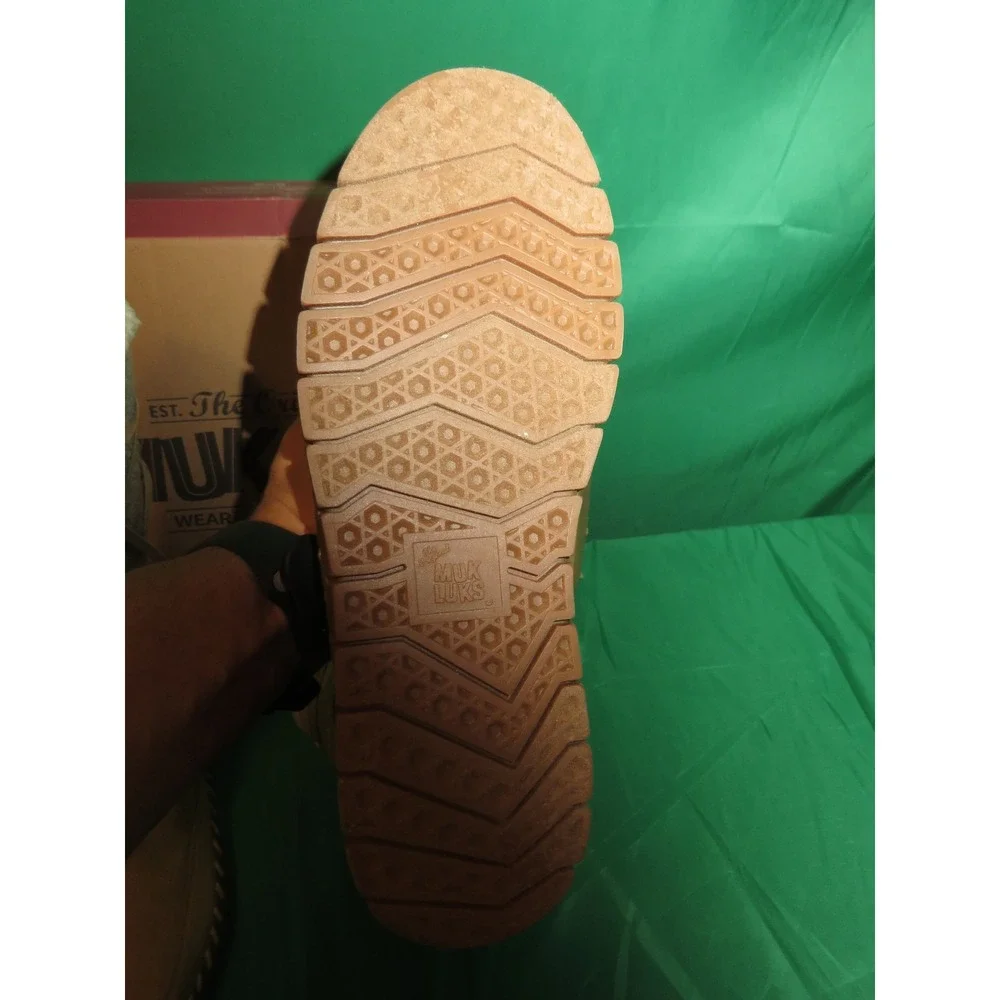 NWT MUK LUKS Women's Sand Knit Boots Memory Foam Insole 1000104-250 Size 9.5
